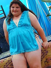 BBW Amateur in Blue...